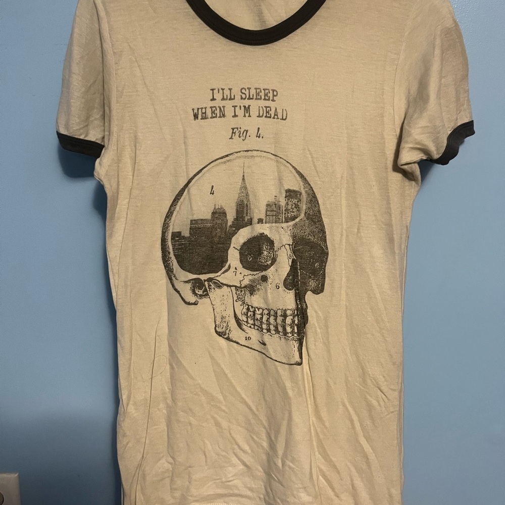 Brandy Melville t-shirt